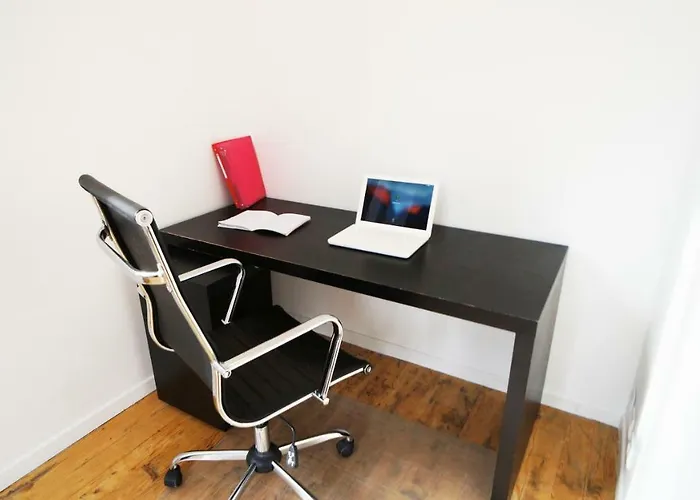 Le Corton De Beaune, Classe 3 Etoiles Бон